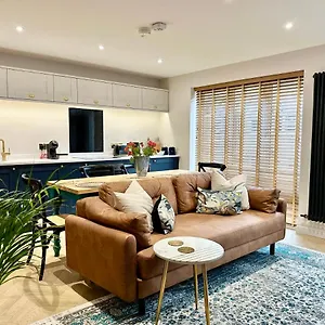 https://6-the-feather.yorkshirehotels.net